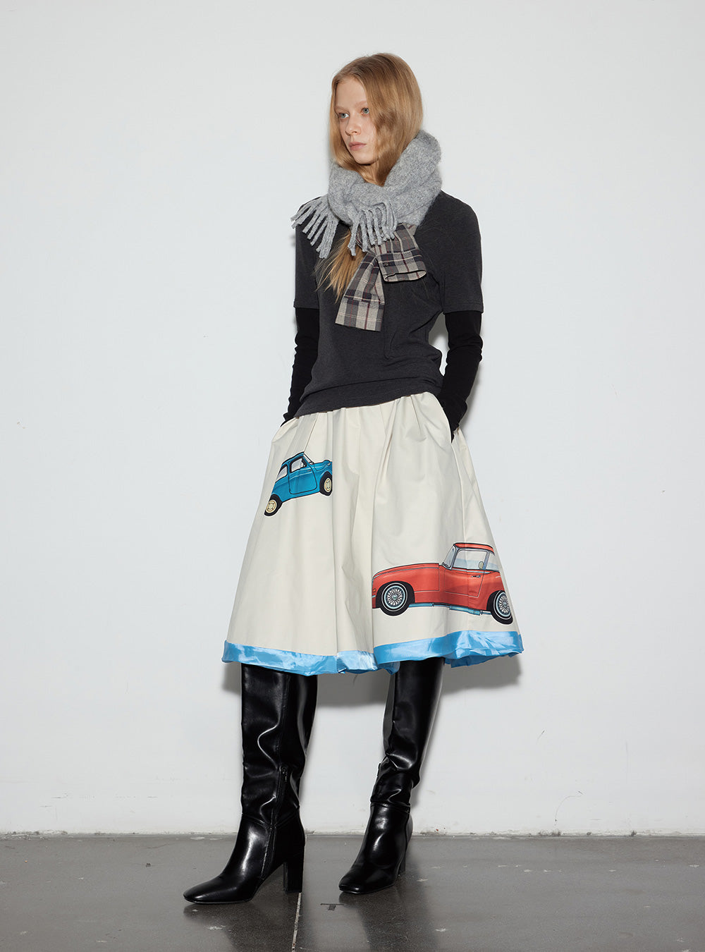Two-Tone Wool Knit Scarf