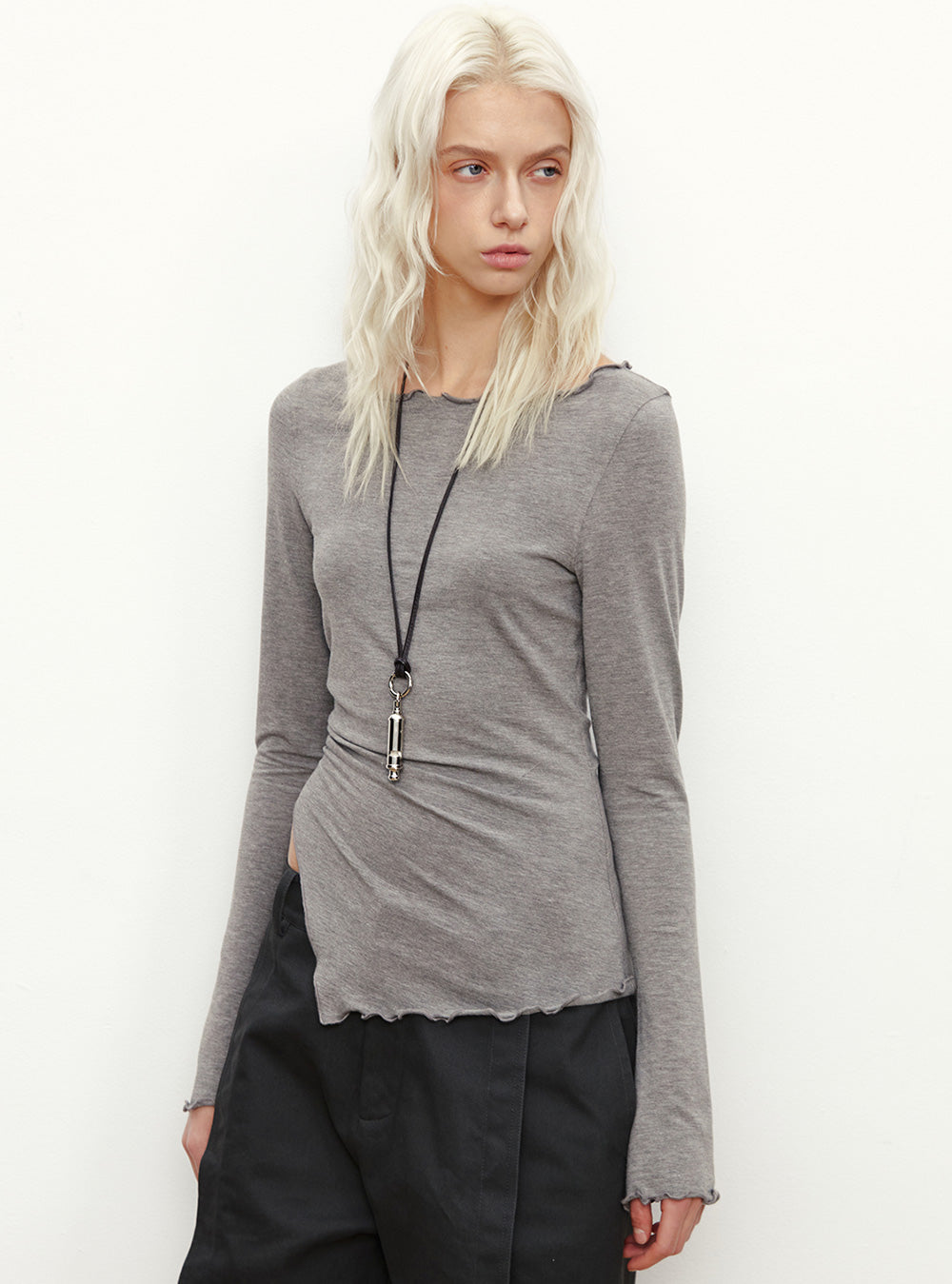 Off-Shoulder Ruffled Edge Long Sleeve Top (2color)